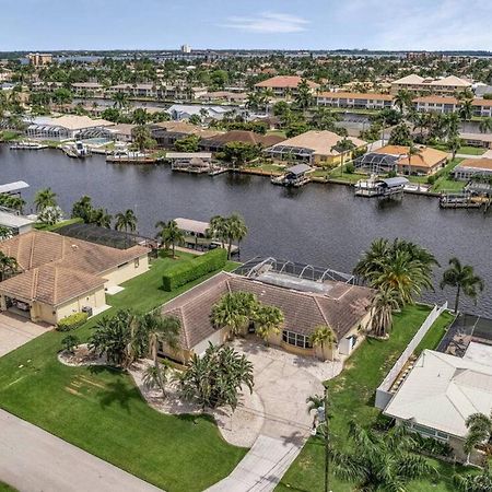 Villa Catalina Isles - Holidays In Paradise Cape Coral Eksteriør bilde
