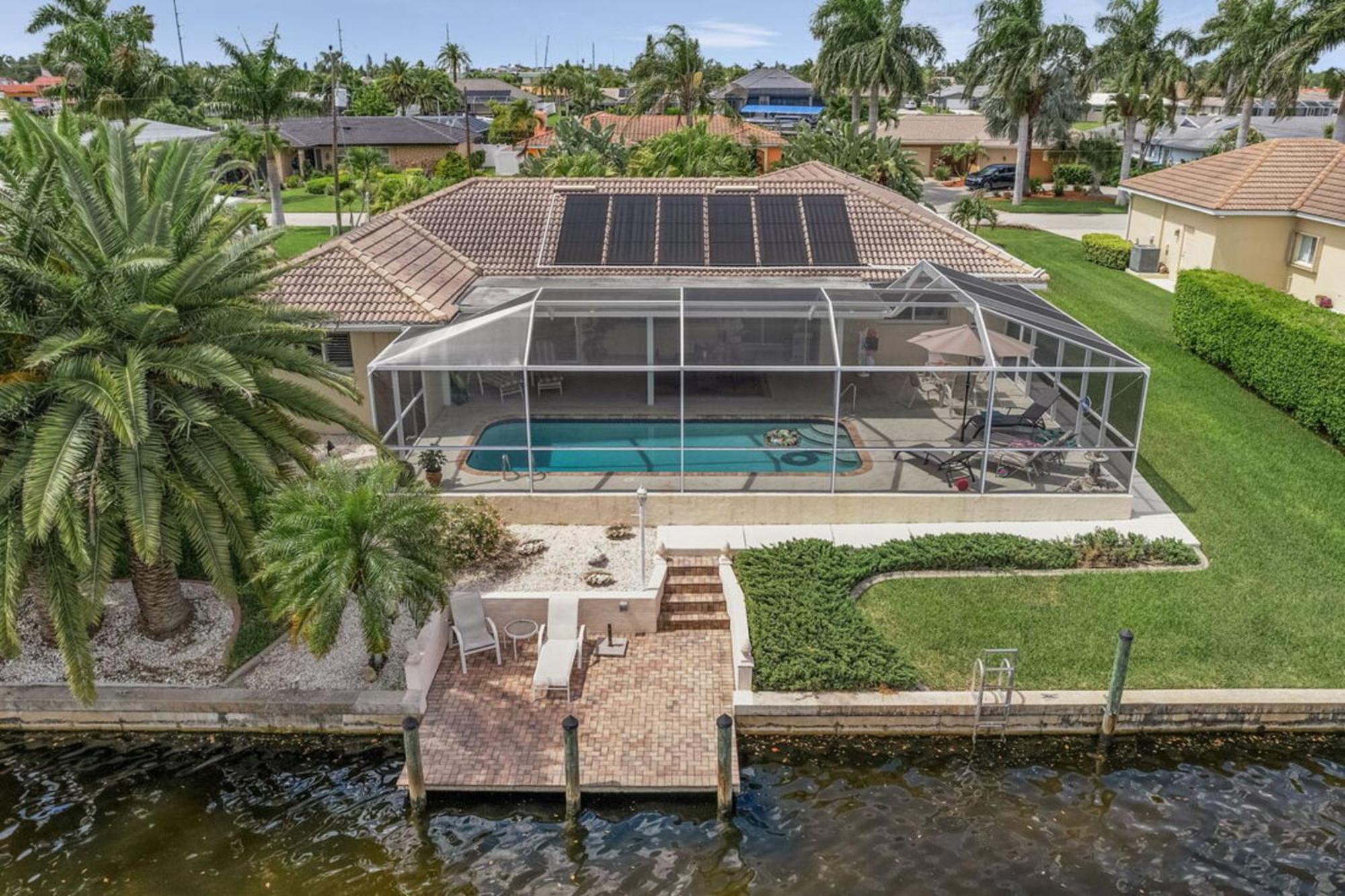 Villa Catalina Isles - Holidays In Paradise Cape Coral Eksteriør bilde