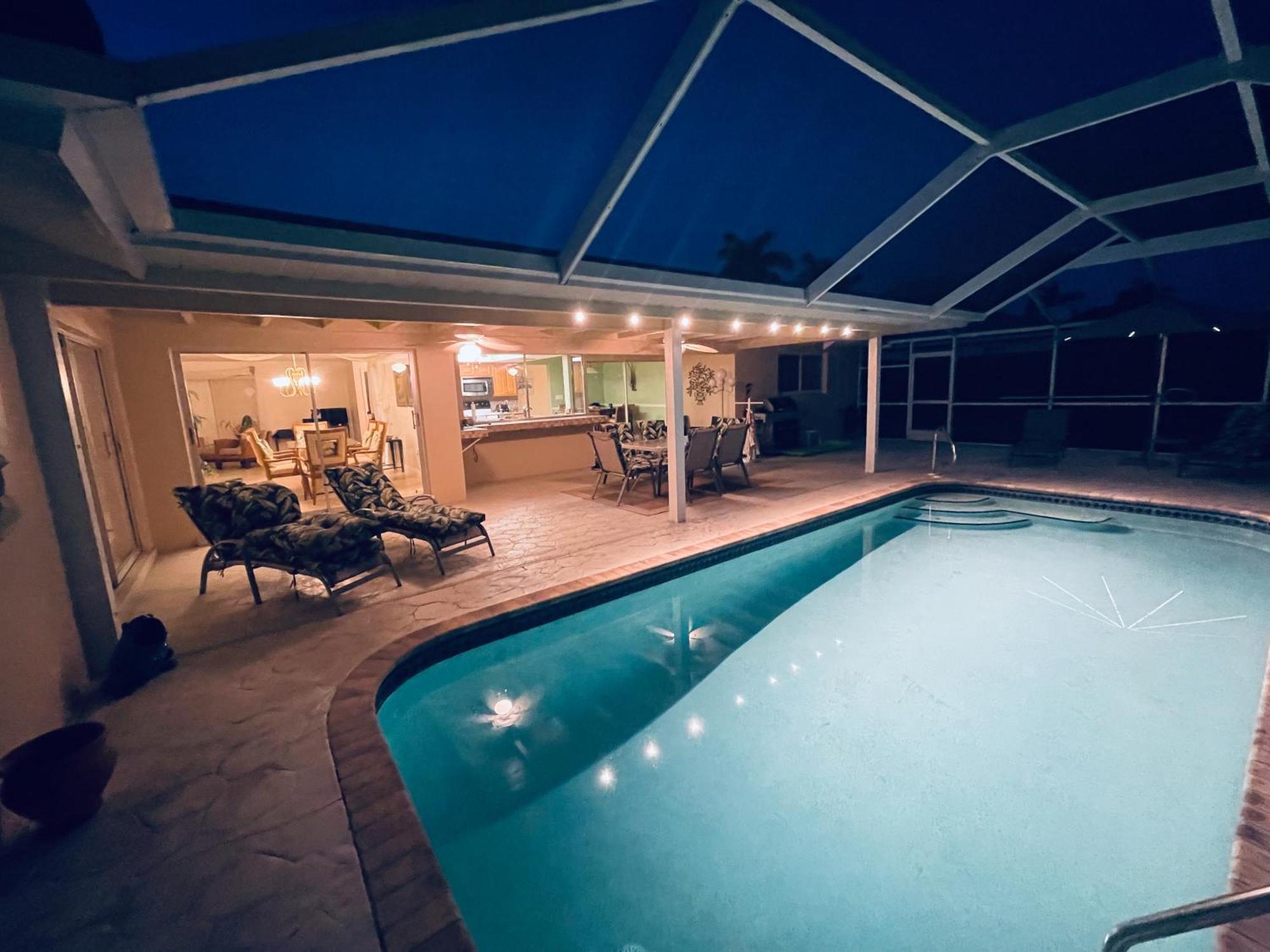 Villa Catalina Isles - Holidays In Paradise Cape Coral Eksteriør bilde